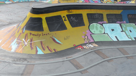 838211 Afbeelding van een gedeelte van het grote graffitikunstwerk 'treinen' van 'Jan is de Man' uit 2018, met ...